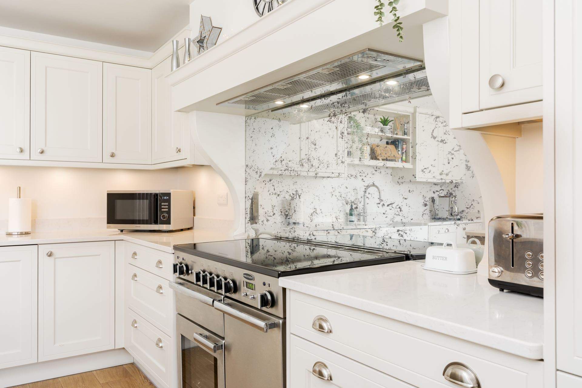 Rangemaster with antique mirror