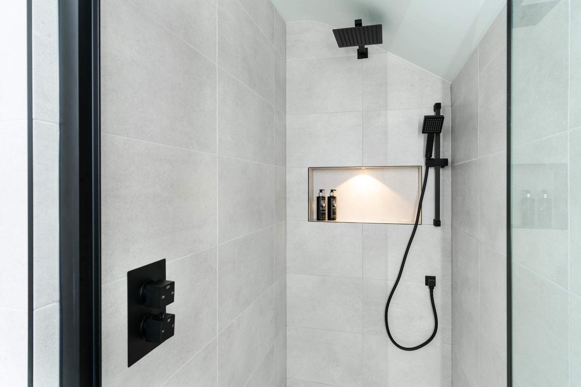 Luxury shower enclosure